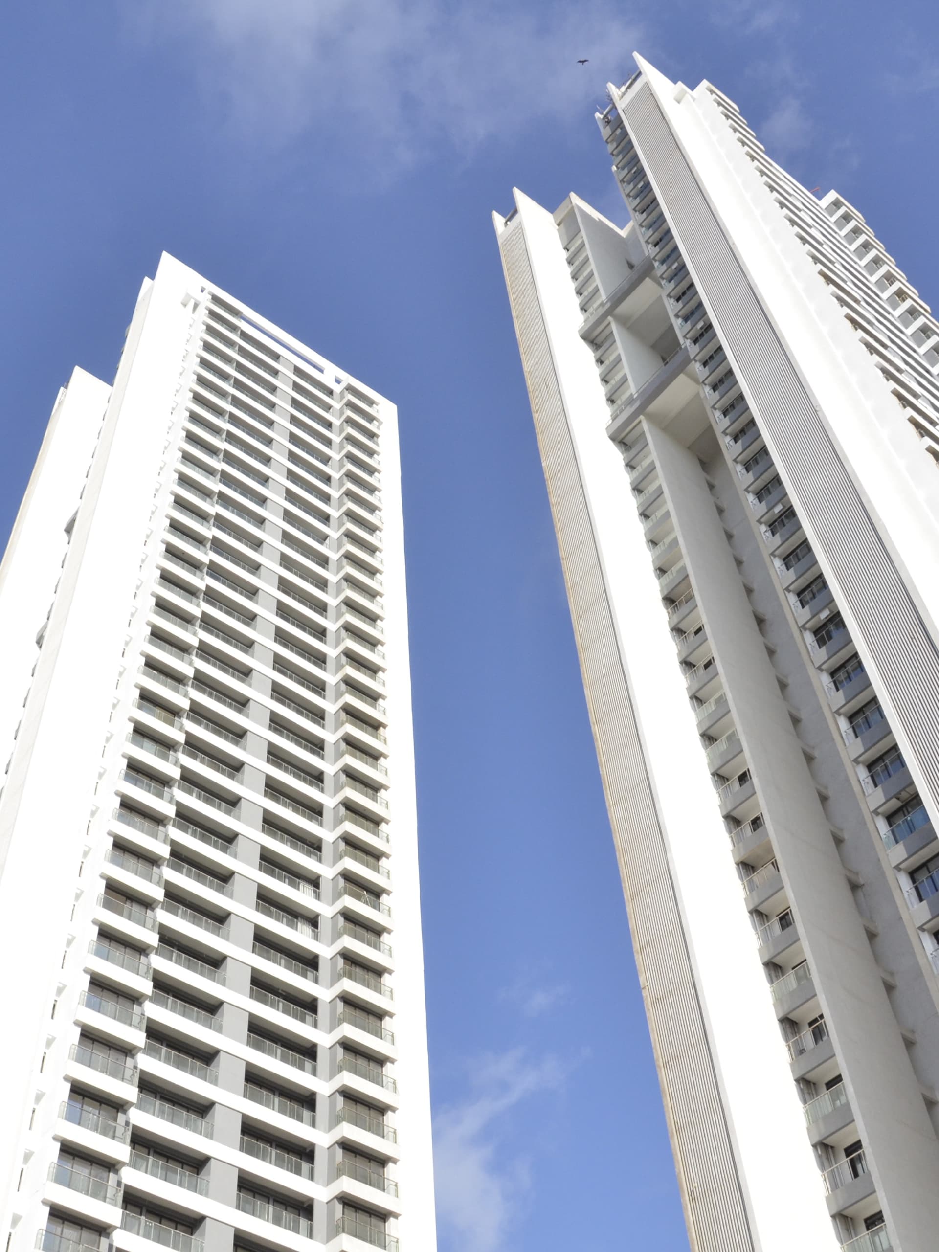 Rustomjee Elanza, Malad (W)