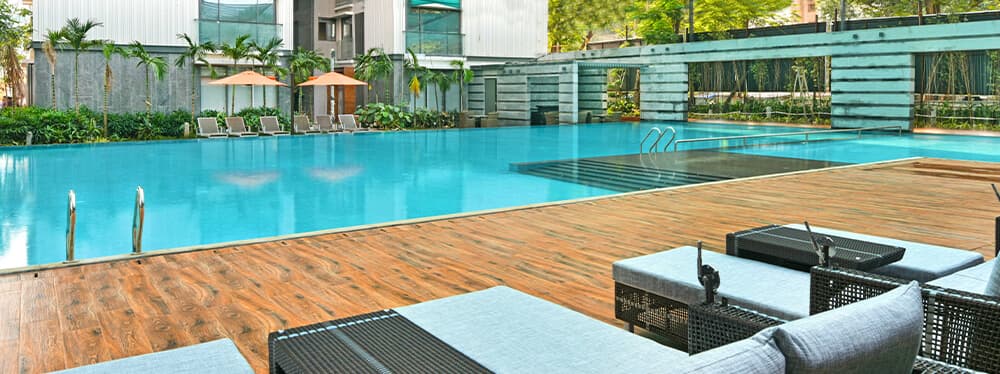 Commercial Hub Face-off: Navi Mumbai vs BKC Premium Properties