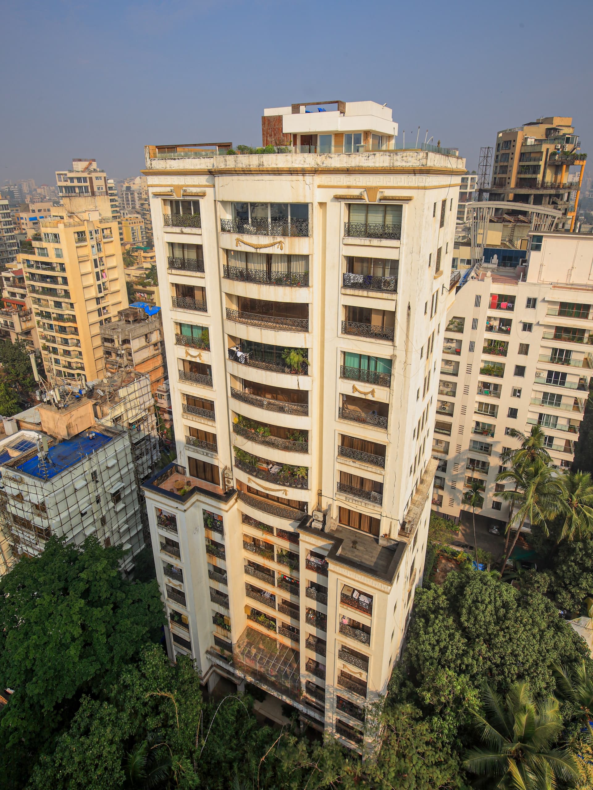 Rustomjee La Solita, Bandra West