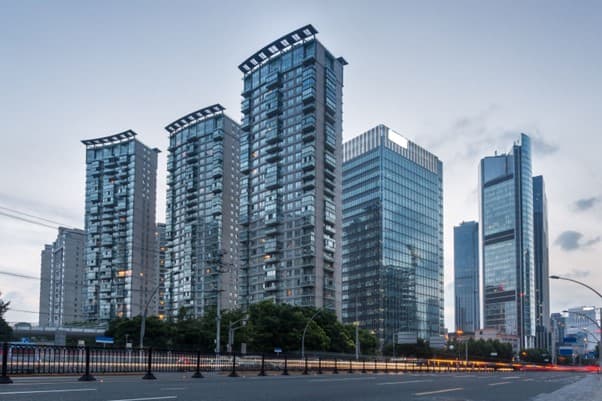 Commercial Property vs Residential Property: Which is a Better Investment?