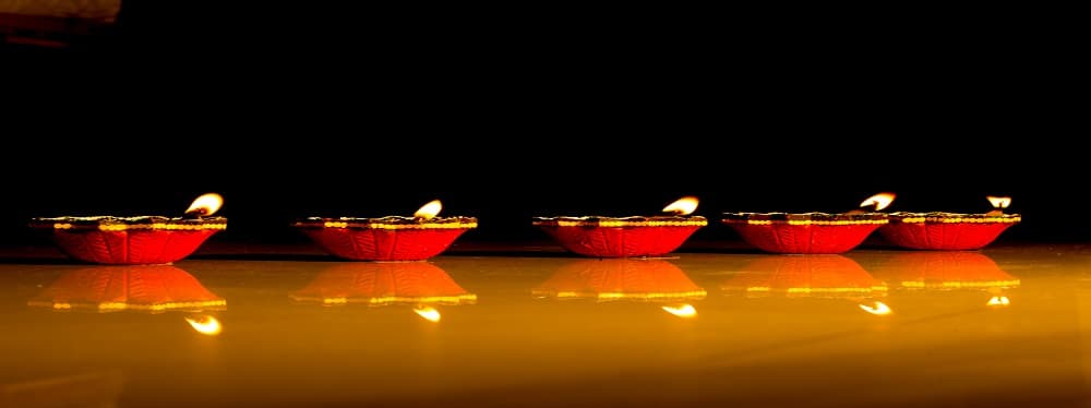 5 Ways To Decorate Your Home This Festive Season!