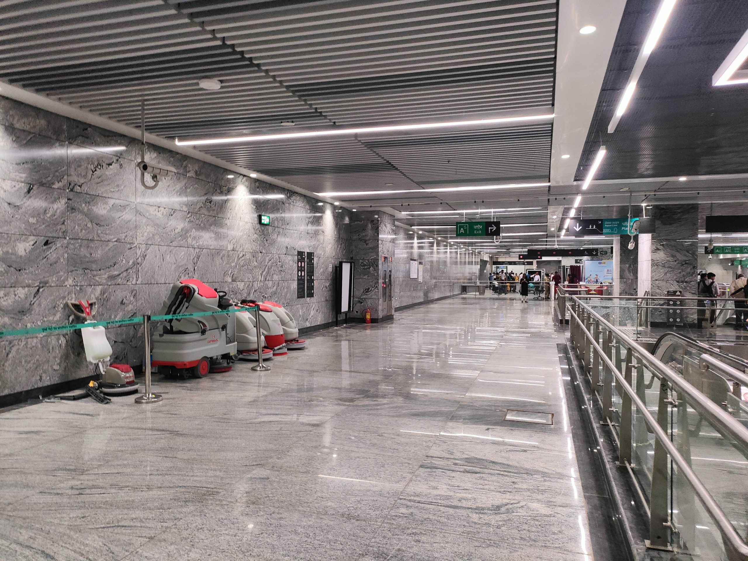 Churchgate Metro Station