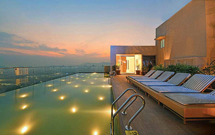 Experience Luxurious Living at Rustomjee Urbania: Self-Sufficient Luxury Homes in Thane
